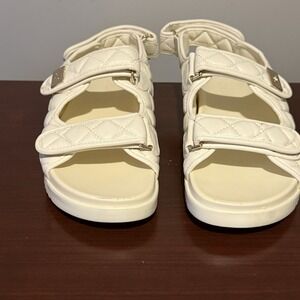 Calla Sandals Women 11 Quilted Casual Strappy Slingback White Faux Leather Flats